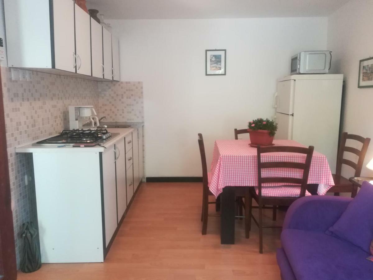Apartman Legac Starigrad  Exterior foto